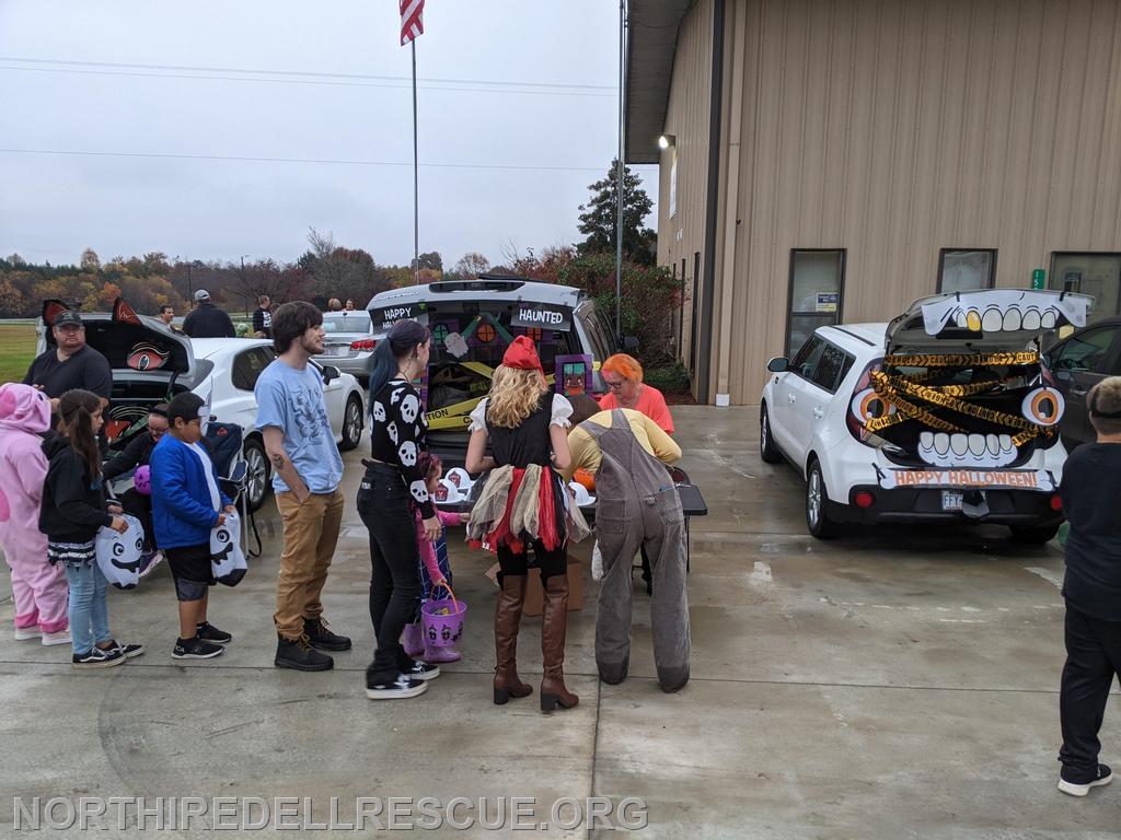                        TRUCK OR TREAT